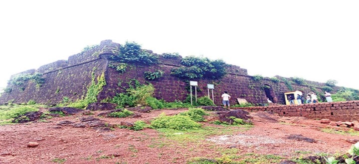 chapora-fort-in-goa