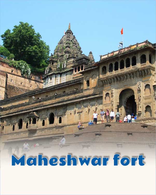 Maheshwar fort