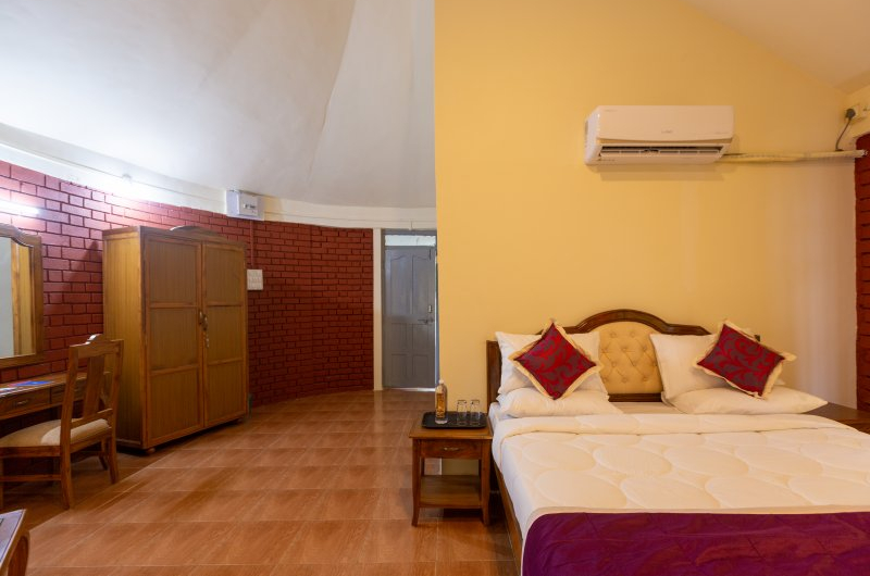 AC Deluxe Room