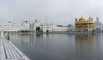  1 Night-2 Days Amritsar Golden Temple Tour Package from Delhi by Ac Sleeper Bus