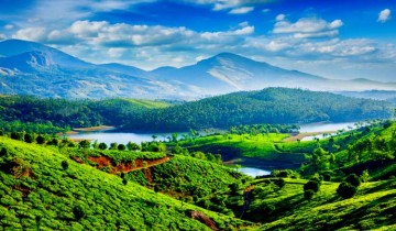  4 Nights-5 Days Munnar-Thekkady-Alleppey Tour Package from Bangalore