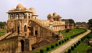  Spiritual Madhya Pradesh Rail Tour Package from Pune via Kalyan-Vasai Road-Surat